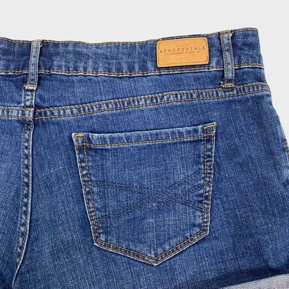 Aeropostale Women's MIDI Roll Cuff Denim Shorts size 6 - Picture 3 of 7